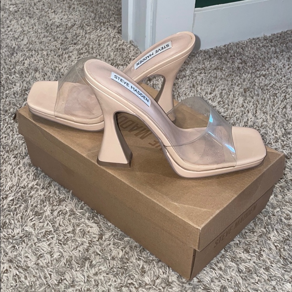 Steve Madden ‘Lipa’ Clear and Nude Heels